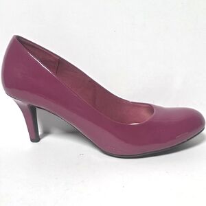 Fuchsia Pink Women's Pumps Size 9 Wide Width Size 9W Predictions Comfort Plus